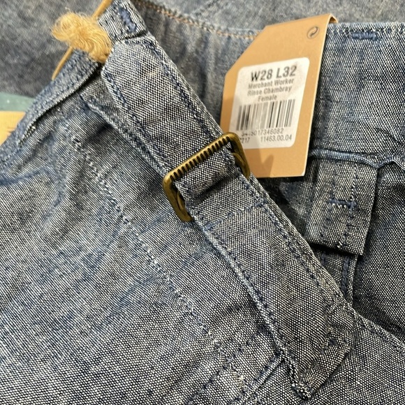 NWT-Levi’s women’s lightweight Made and Crafted jeans- Sz 28/32 - Picture 8 of 9